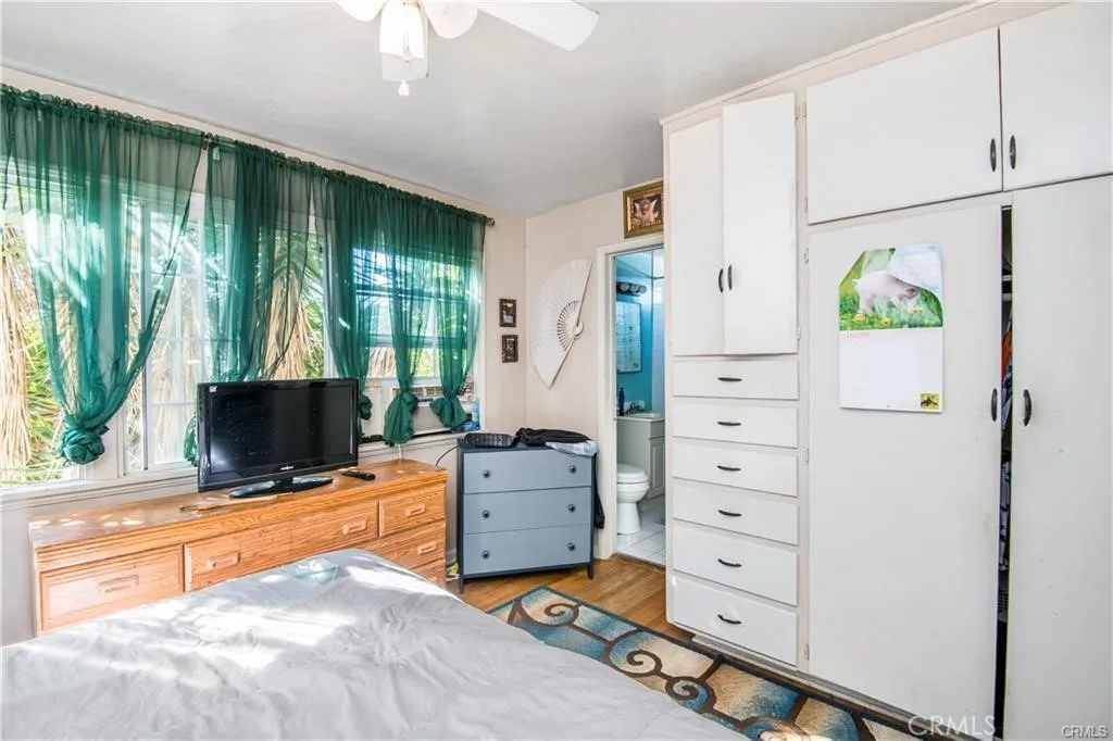 Bed Room