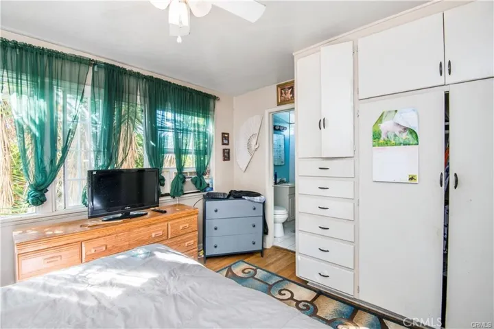 Bed Room