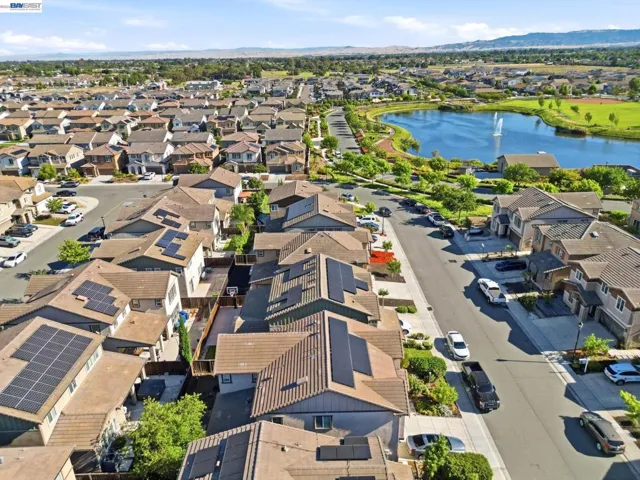 182 Willowrun Way, Oakley, California 94561
