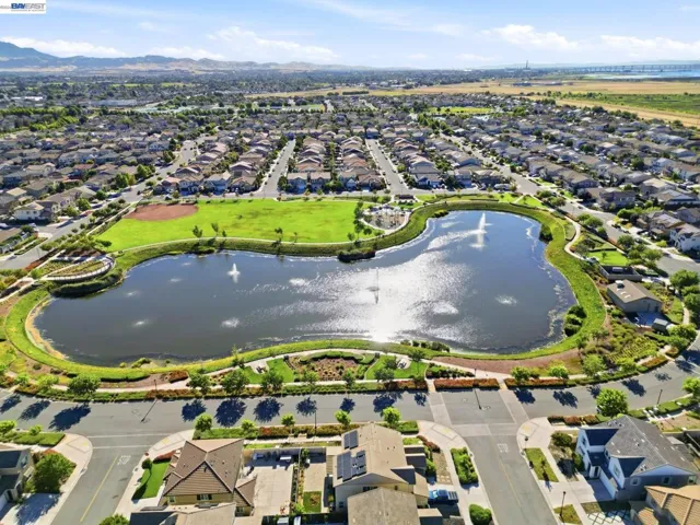 182 Willowrun Way, Oakley, California 94561