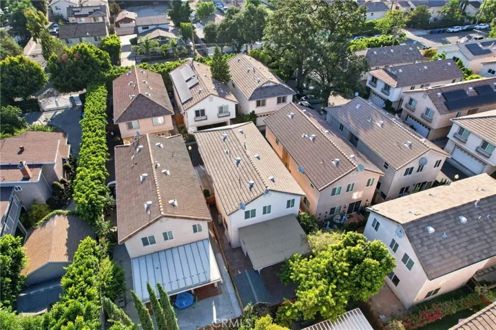 9354 Burnet 105, North Hills, California 91343