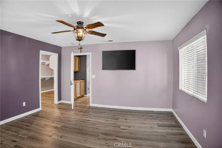 9354 Burnet 105, North Hills, California 91343