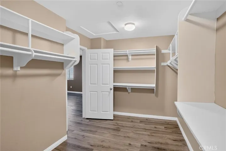9354 Burnet 105, North Hills, California 91343