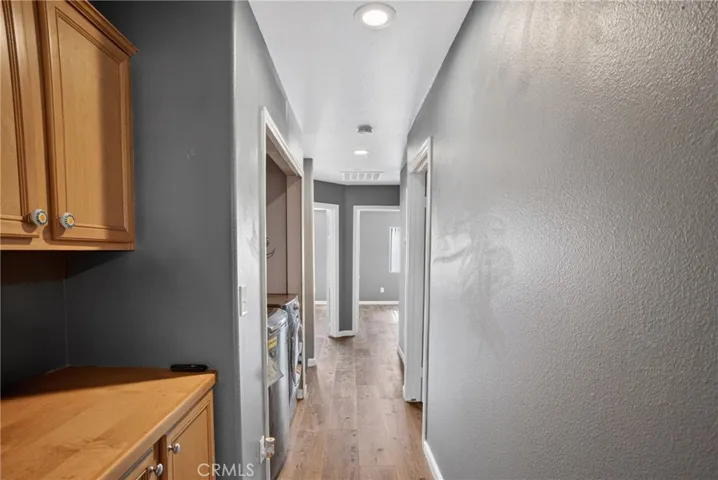 9354 Burnet 105, North Hills, California 91343