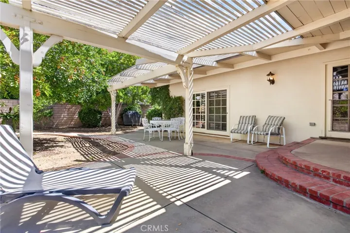 10553 Limerick Avenue, Chatsworth, California 91311