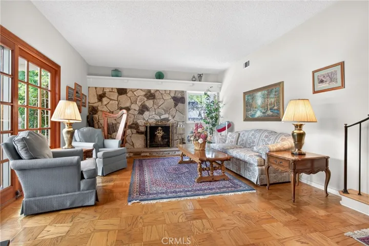 10553 Limerick Avenue, Chatsworth, California 91311