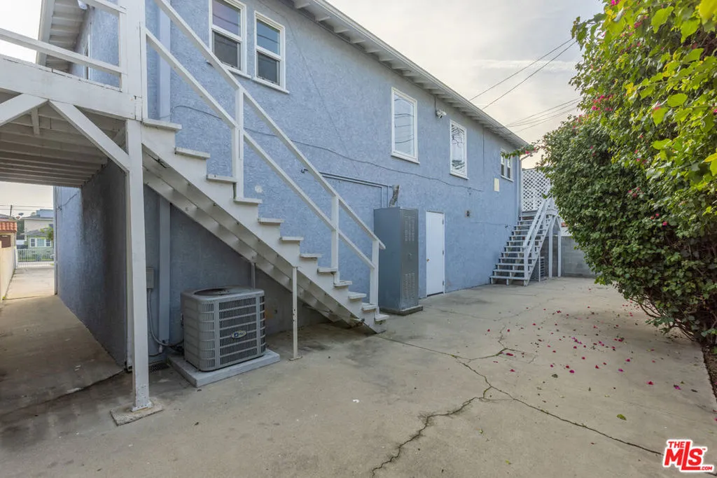 811 E Nutwood Street, Inglewood, California 90301 — photo 5
