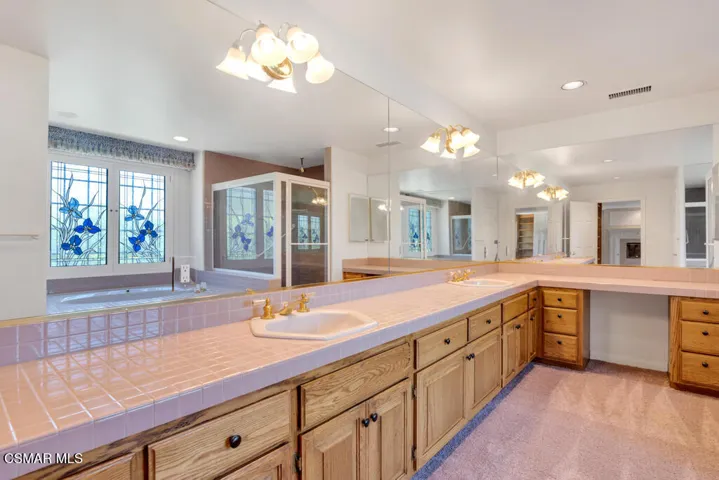 Primary bath