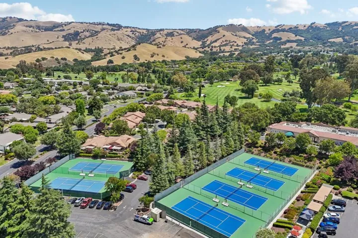 6139 Montgomery Place, San Jose, California 95135