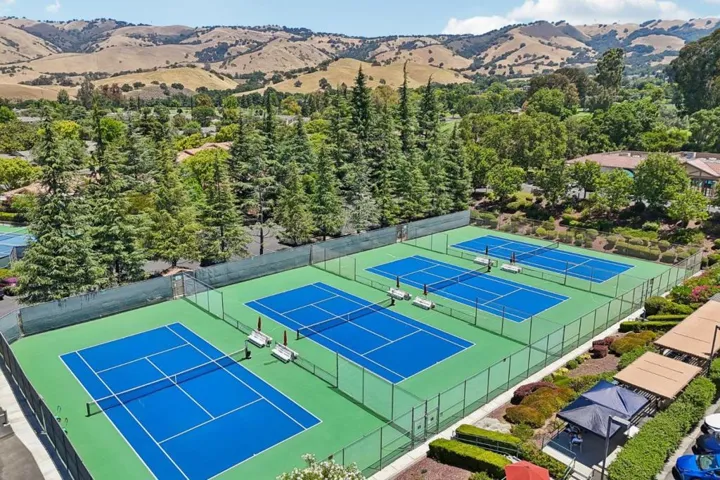 6139 Montgomery Place, San Jose, California 95135