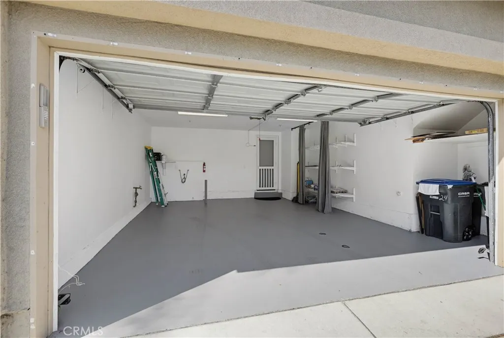 Direct Access 2 Car Garage