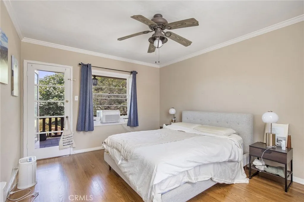 249 Loma Upstairs Bedroom