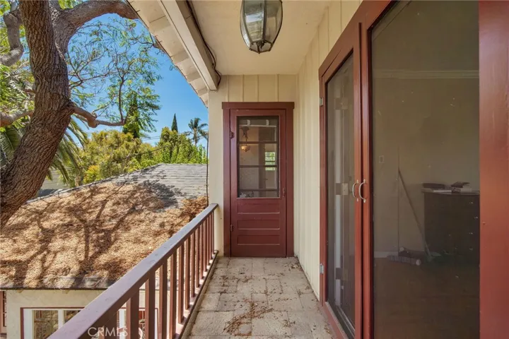 3526 E Vista Upstairs Balcony