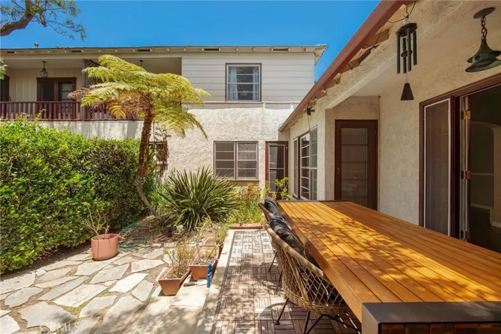 249 Loma Backyard