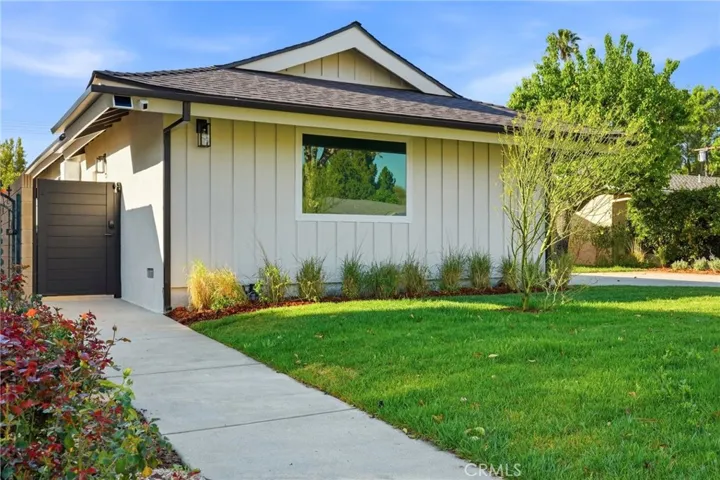 18912 Halsted Street, Northridge, California 91324