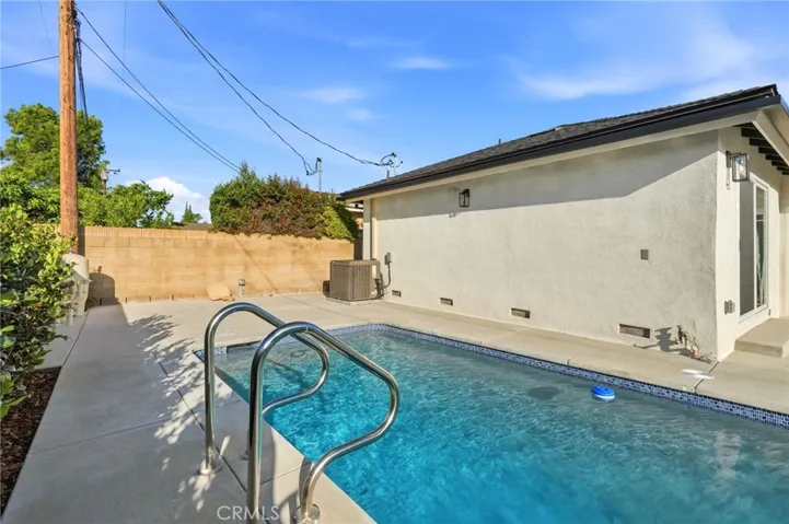 18912 Halsted Street, Northridge, California 91324