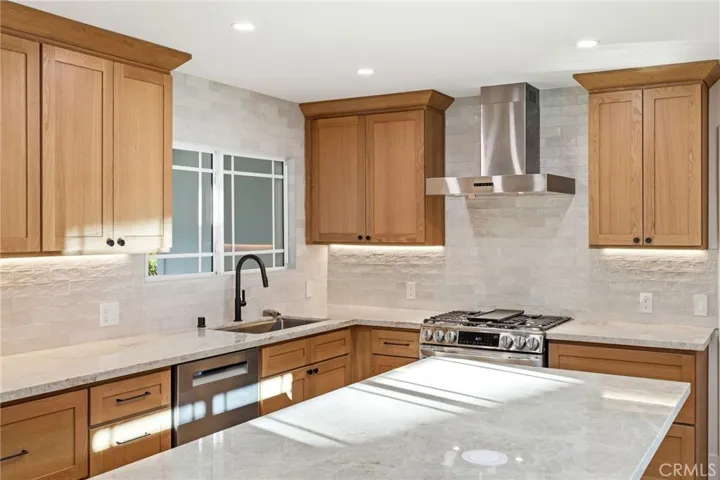 18912 Halsted Street, Northridge, California 91324