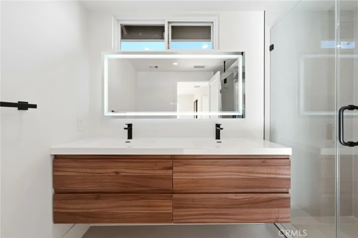 18912 Halsted Street, Northridge, California 91324