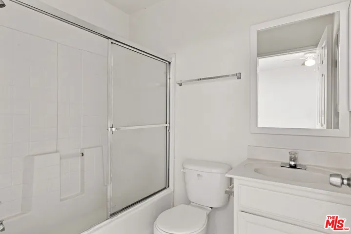Bedroom #1 Bathroom