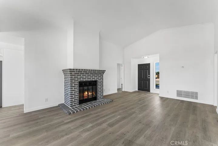 2559 E Avenue J2, Lancaster, California 93535
