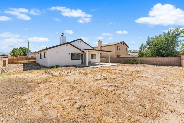 2559 E Avenue J2, Lancaster, California 93535