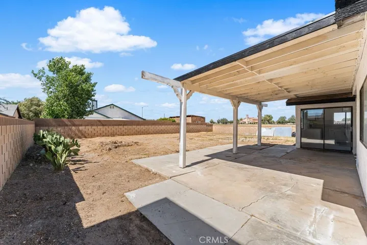 2559 E Avenue J2, Lancaster, California 93535