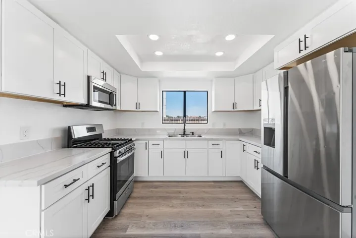 2559 E Avenue J2, Lancaster, California 93535