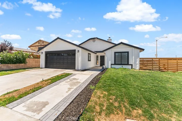 2559 E Avenue J2, Lancaster, California 93535