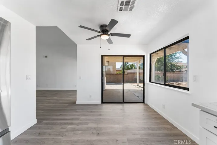 2559 E Avenue J2, Lancaster, California 93535