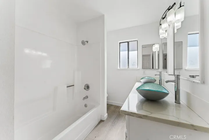 2559 E Avenue J2, Lancaster, California 93535