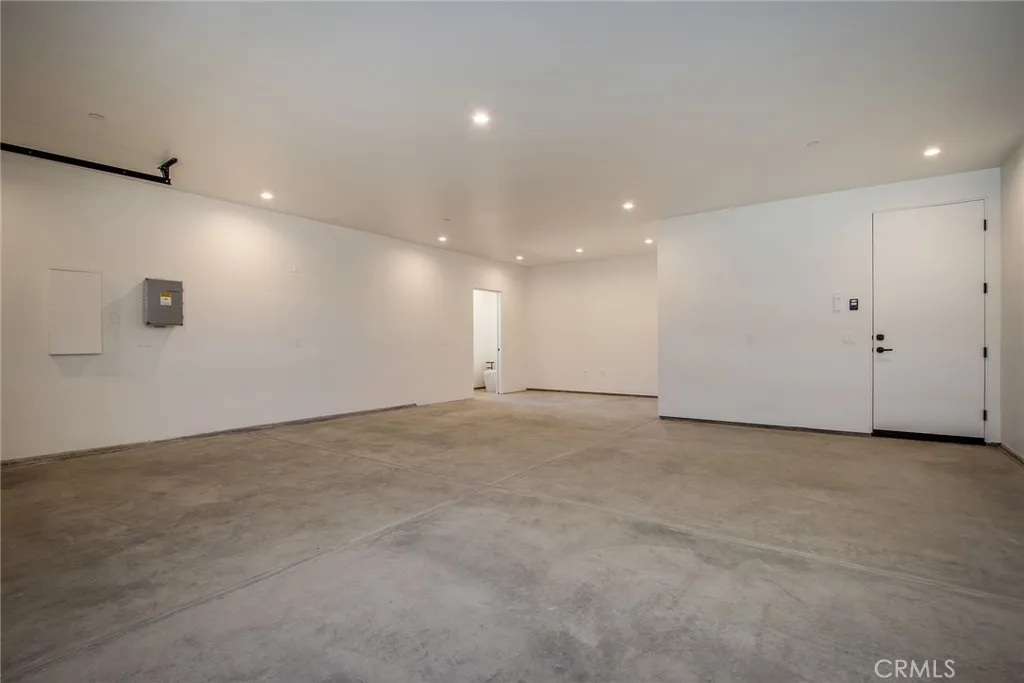 Finished garage with flex space