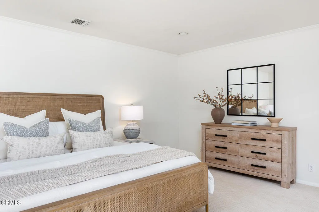 4366 Bel Aire Dr 020-mls