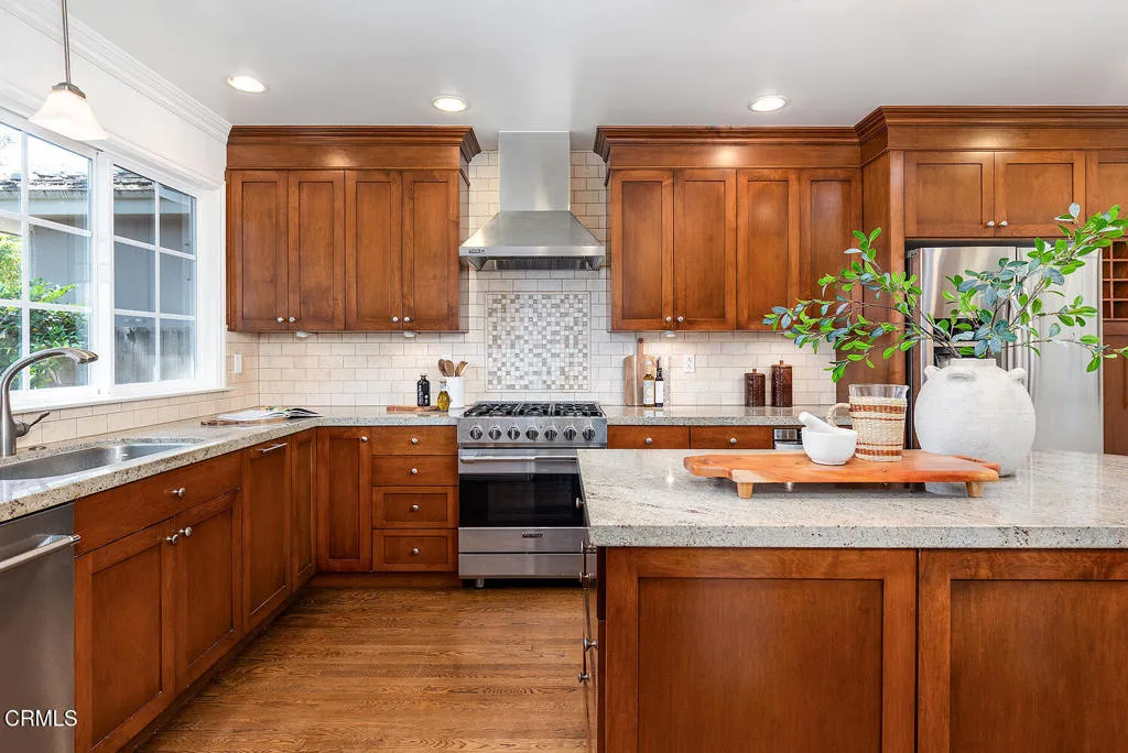 4366 Bel Aire Dr 014-mls
