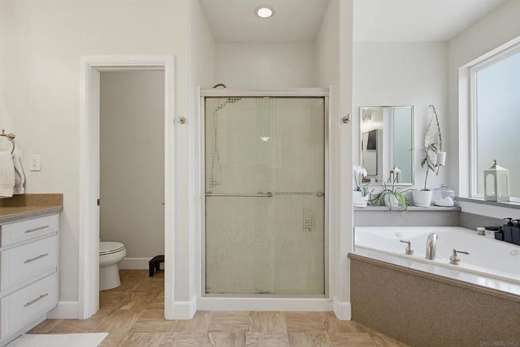 Primary Bath/Spa