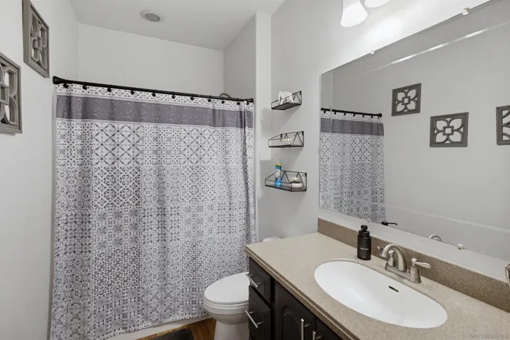 Downstairs full bathroom