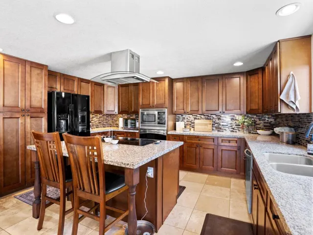 23621 California Avenue, Hemet, California 92545