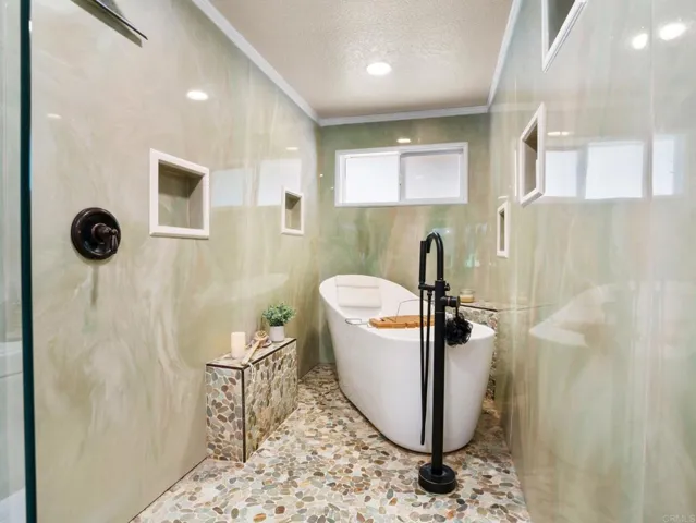 23621 California Avenue, Hemet, California 92545