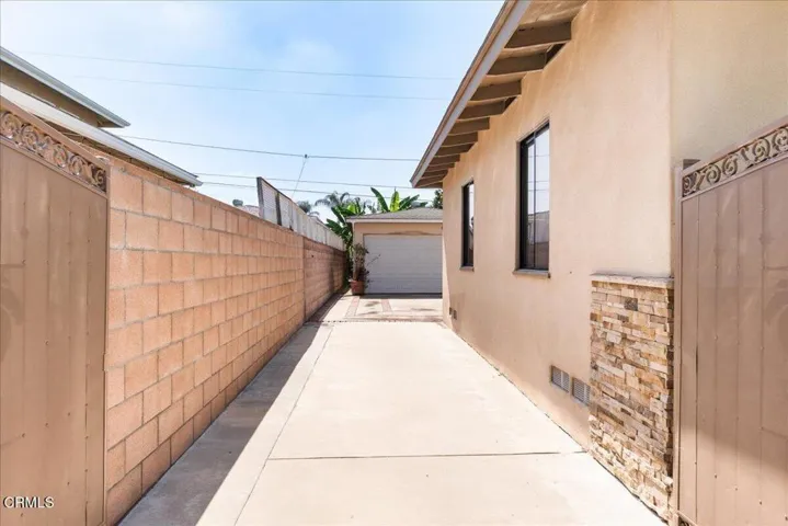 38-38 - 9608 Orizaba Ave