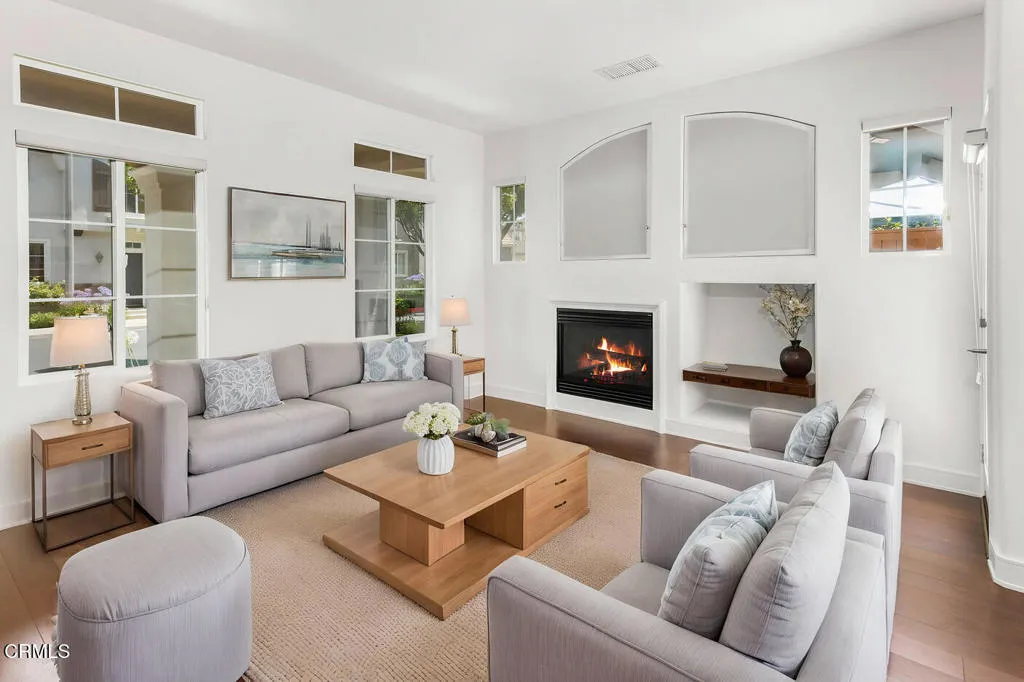 REED1376---Living-Room---Standard---1