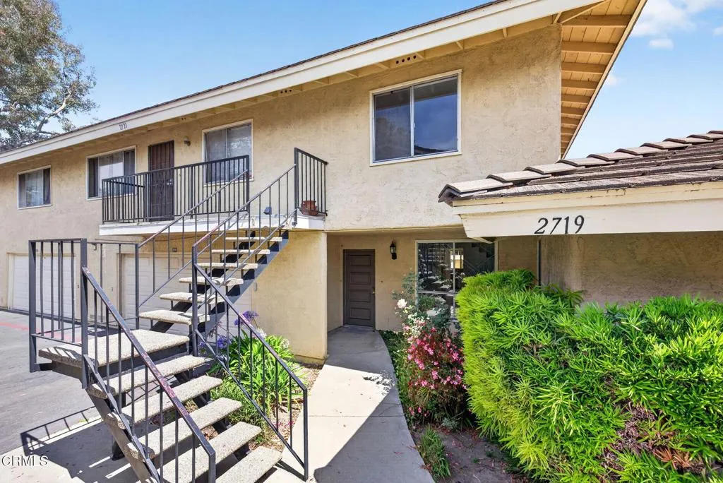 3-web-or-mls-UpmarketMedia-2719Jill-097