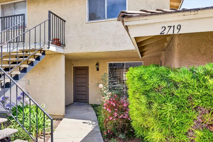 4-web-or-mls-UpmarketMedia-2719Jill-096