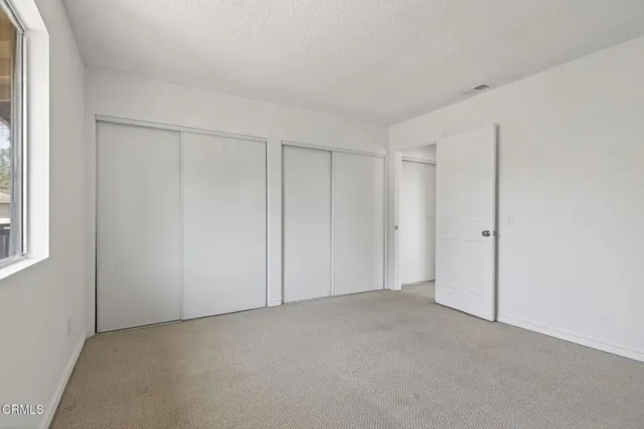 20-web-or-mls-UpmarketMedia-2719Jill-007