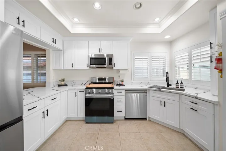 323 W Dawson Court, Glendora, California 91740