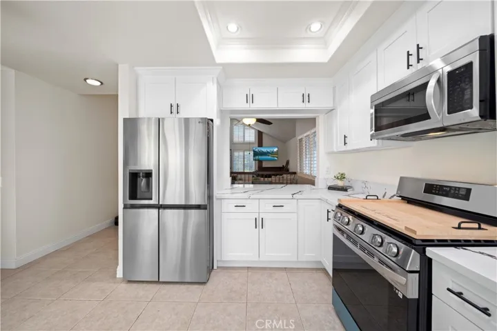 323 W Dawson Court, Glendora, California 91740