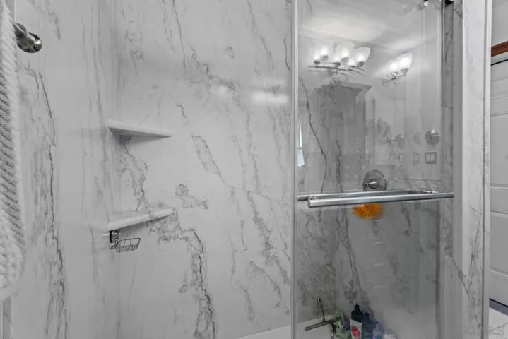 Primary Bath/Spa