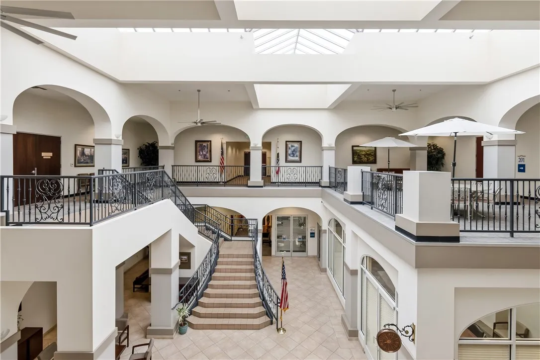 Common area entrance/lobby - Second floor view