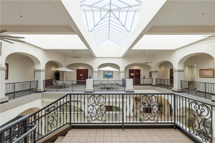 Common area entrance/lobby - Second floor view