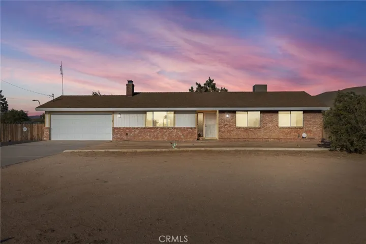 9393 Juniper, Apple Valley, California 92308
