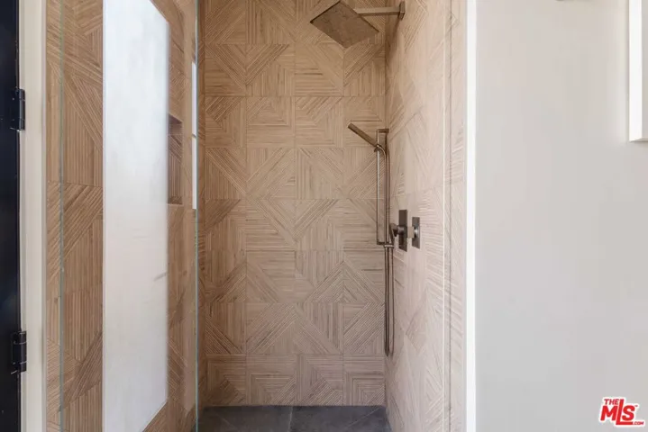 Guest Suite #4
