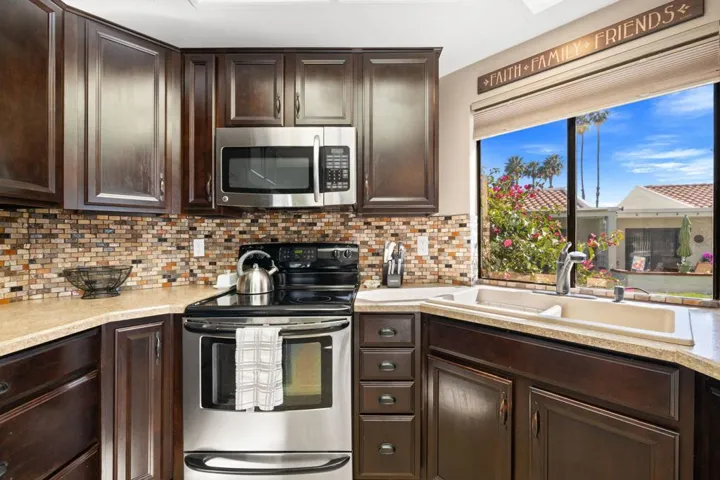 30-web-or-mls-2H8A7956